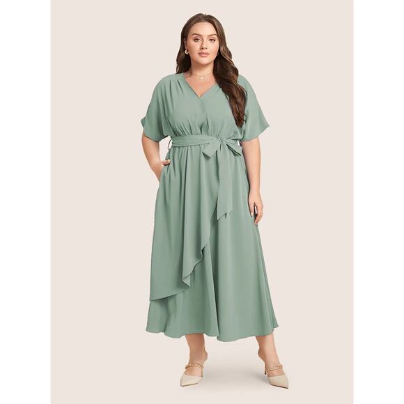 Plus Size 6X 30 BloomChic Ruffle Pocket Surplice Boho Flutter Belted Dress - Picture 1 of 4